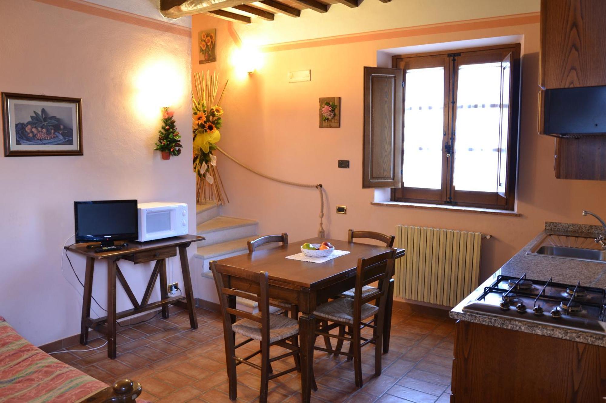Agriturismo Sanguineto Acquaviva  Luaran gambar