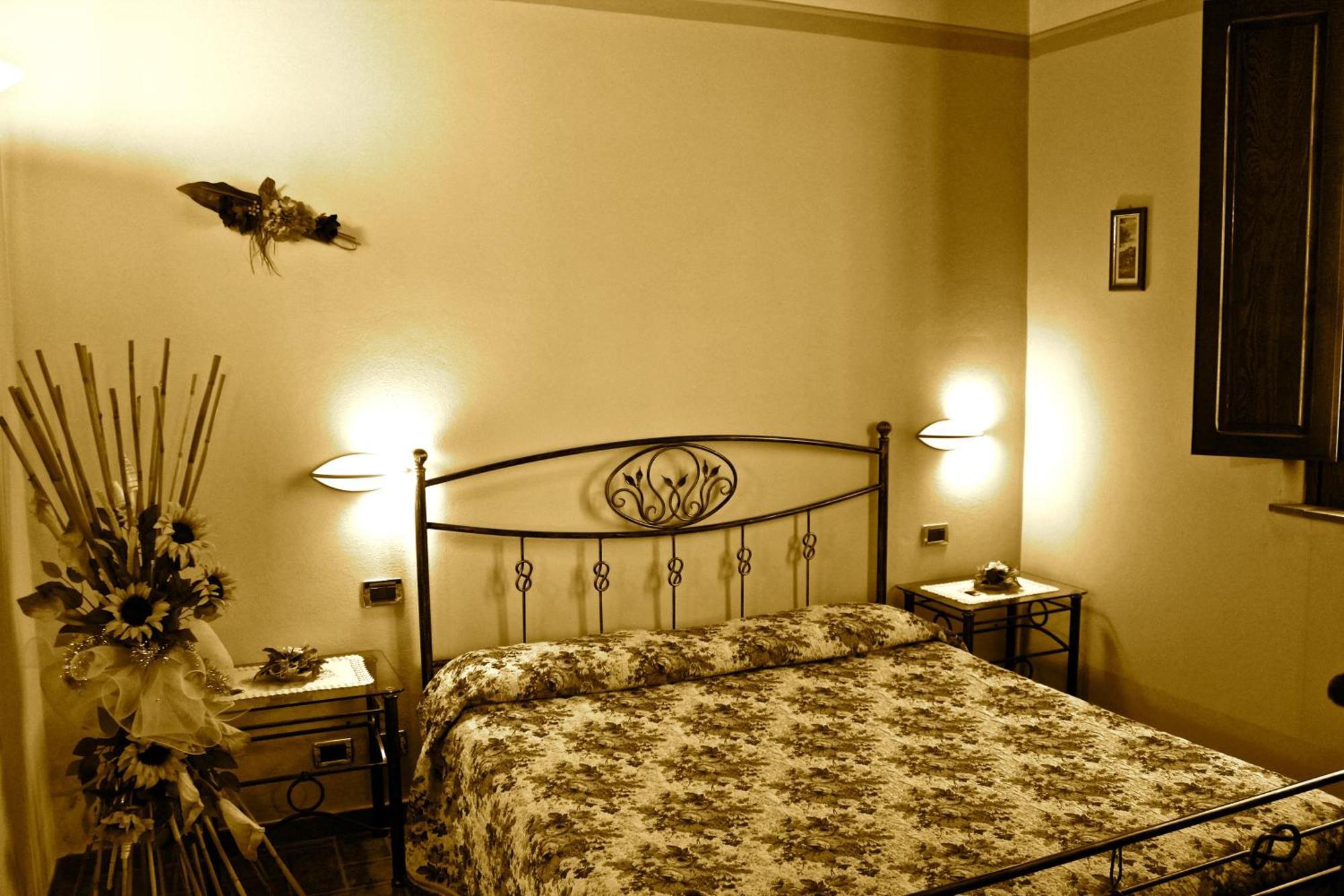 Agriturismo Sanguineto Acquaviva  Luaran gambar