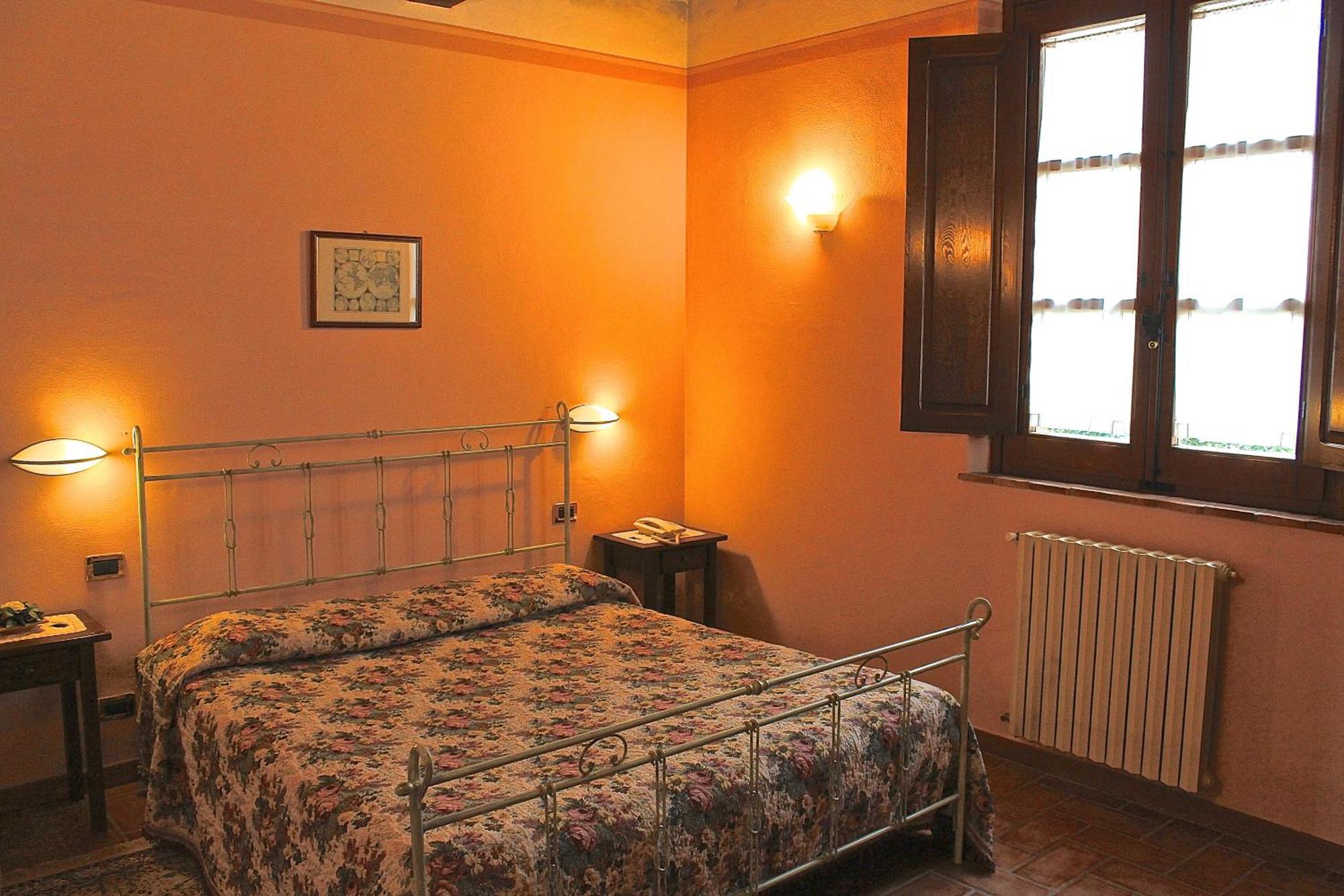 Agriturismo Sanguineto Acquaviva  Luaran gambar