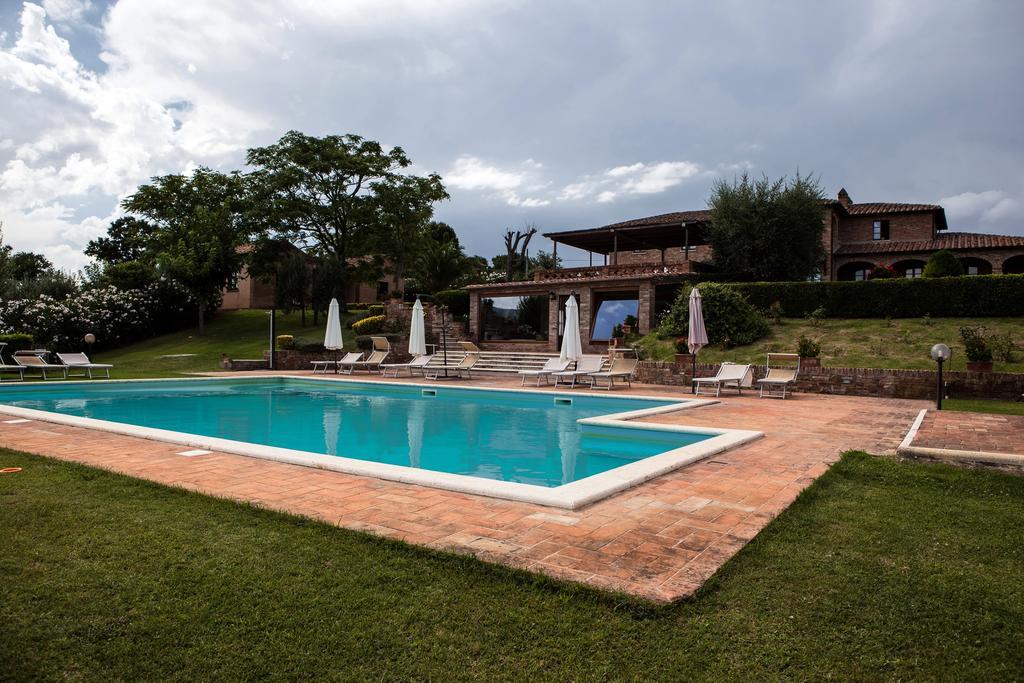 Agriturismo Sanguineto Acquaviva  Luaran gambar