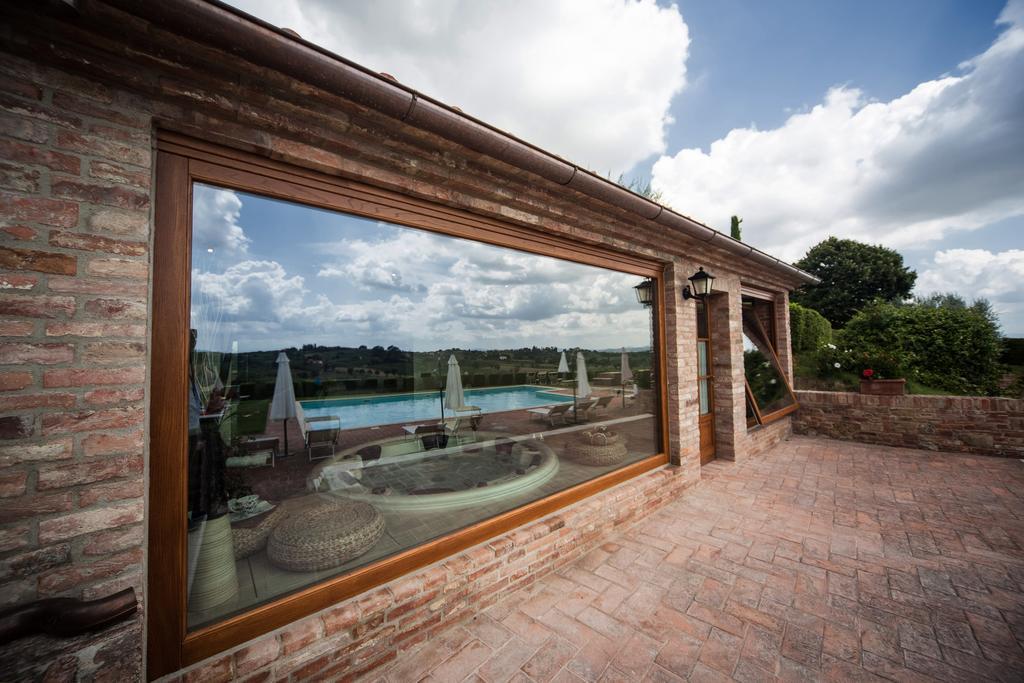 Agriturismo Sanguineto Acquaviva  Luaran gambar