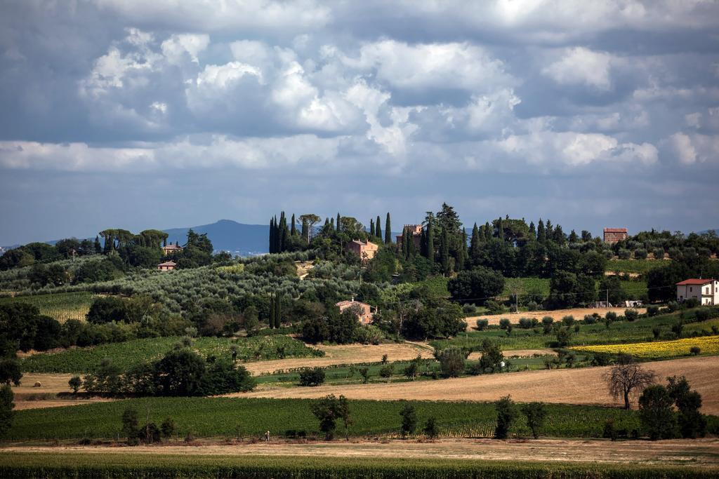 Agriturismo Sanguineto Acquaviva  Luaran gambar