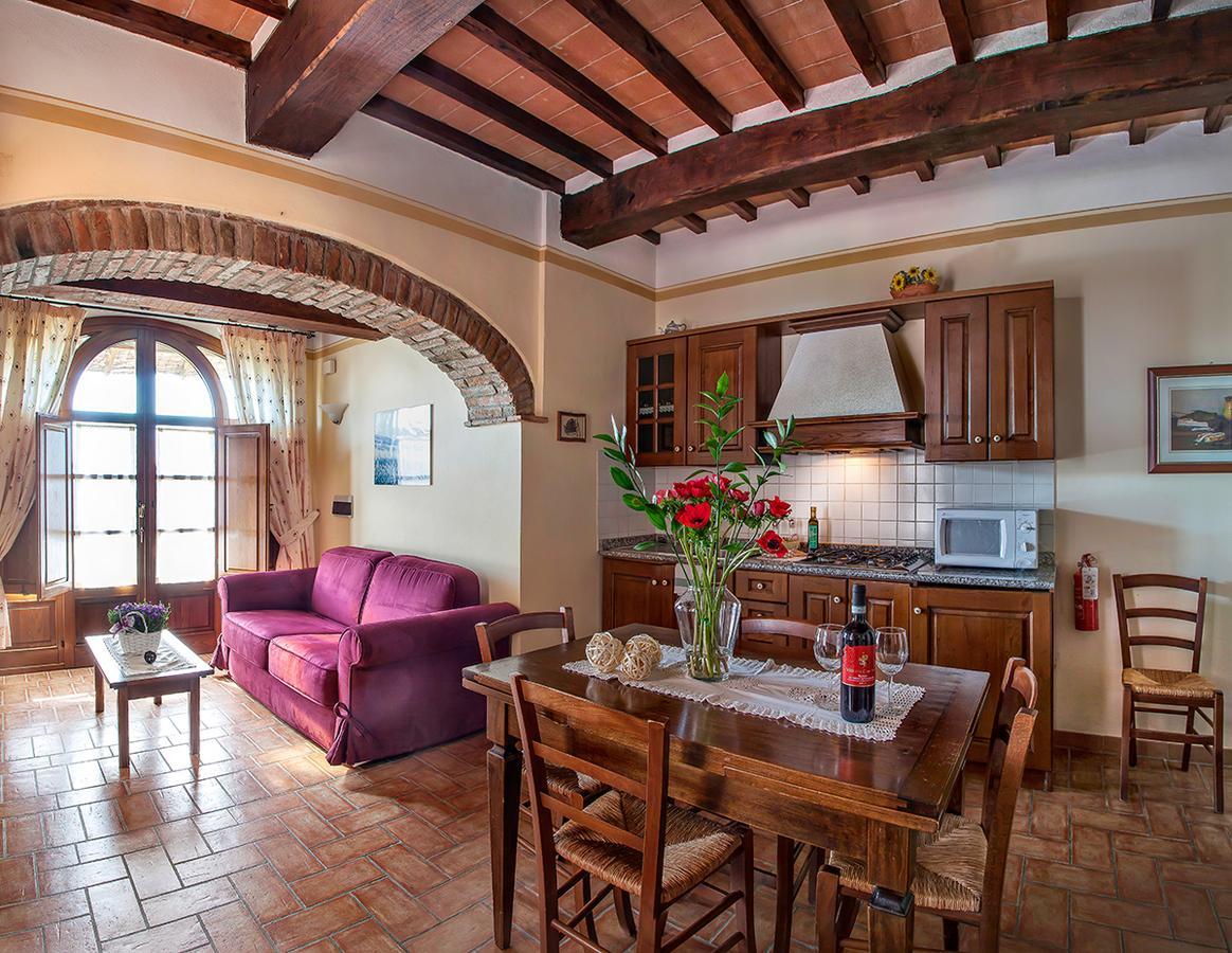 Agriturismo Sanguineto Acquaviva  Luaran gambar