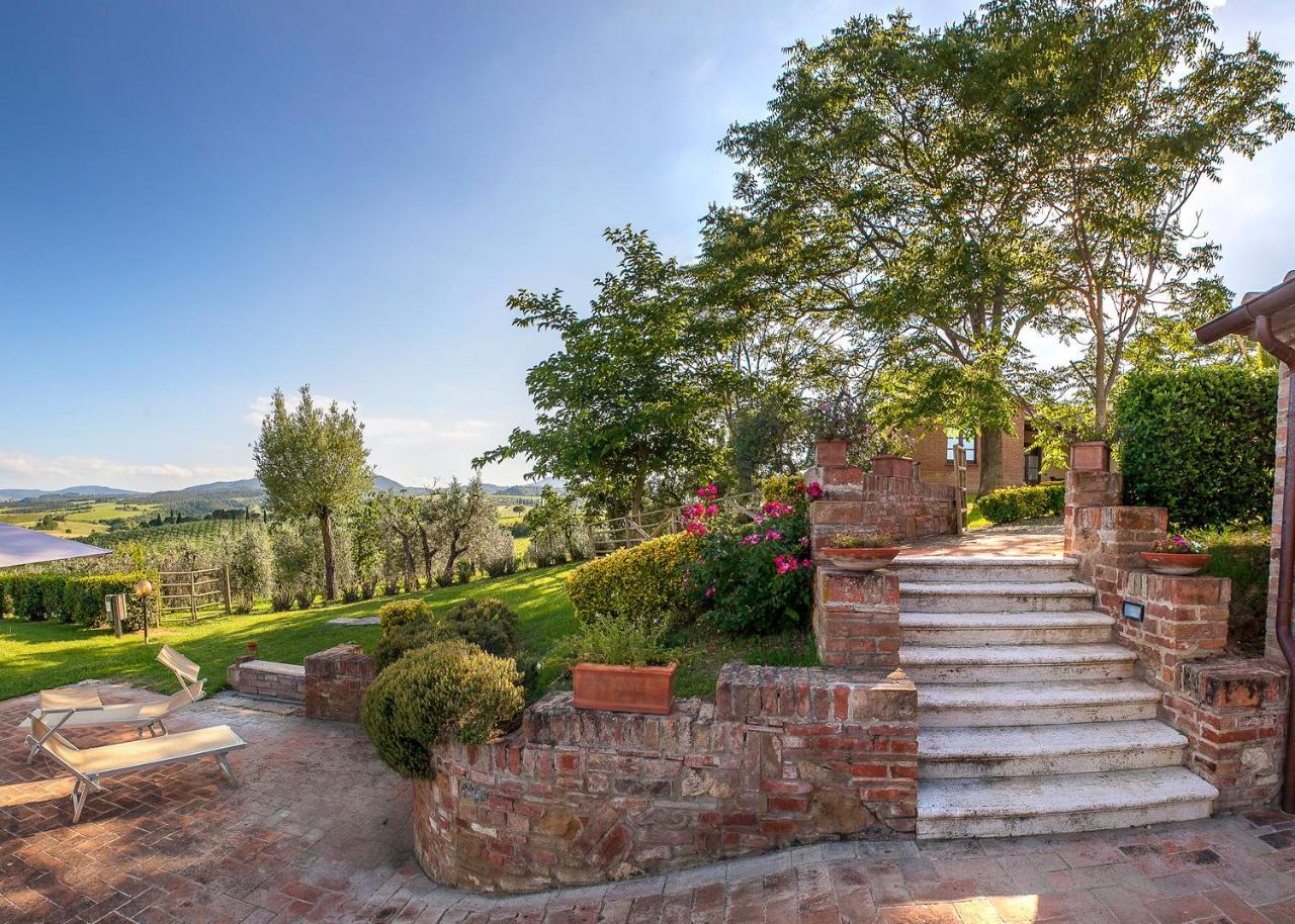Agriturismo Sanguineto Acquaviva  Luaran gambar